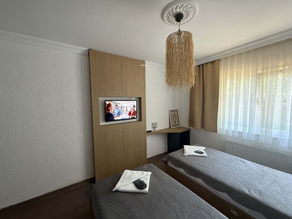 Alex Village Life Twin-Bedded Standard Room