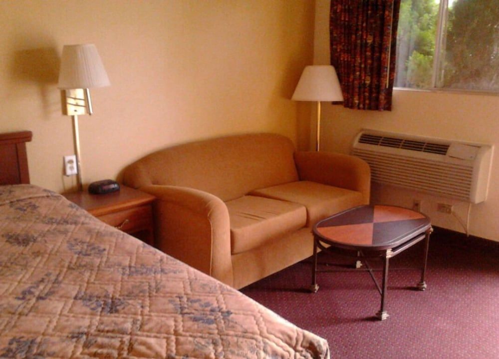Standard Room, 1 King Bed, Non Smoking