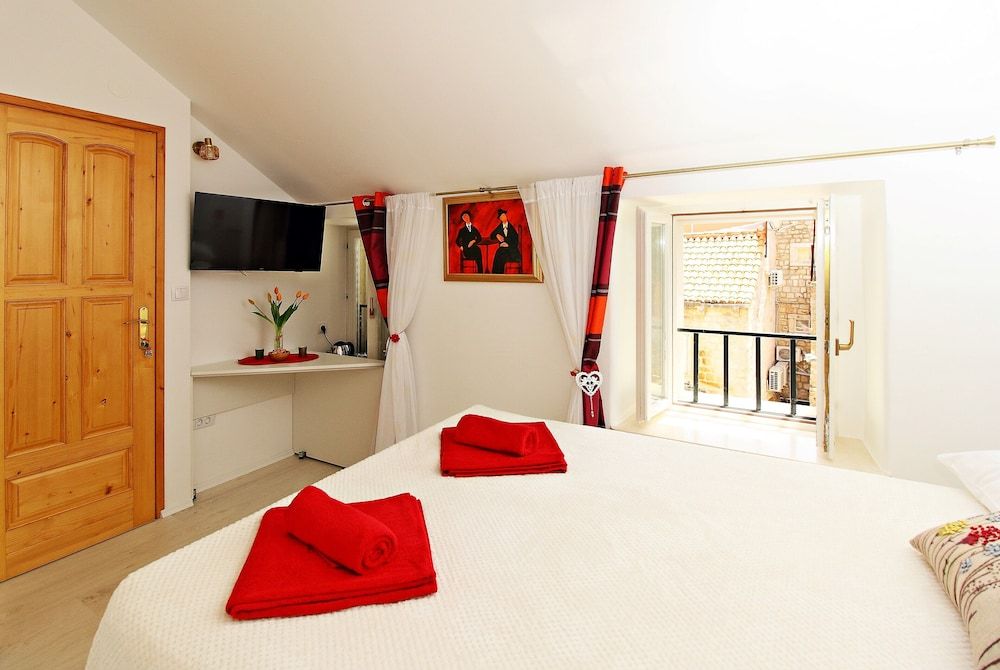 Melek Accommodations Basic Room, 1 Double Bed 2