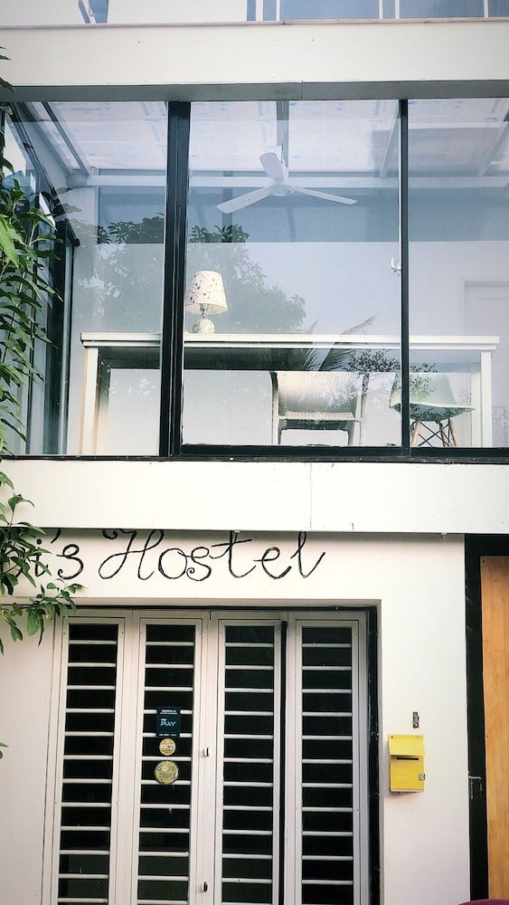 undefined Cat's Hostel 8