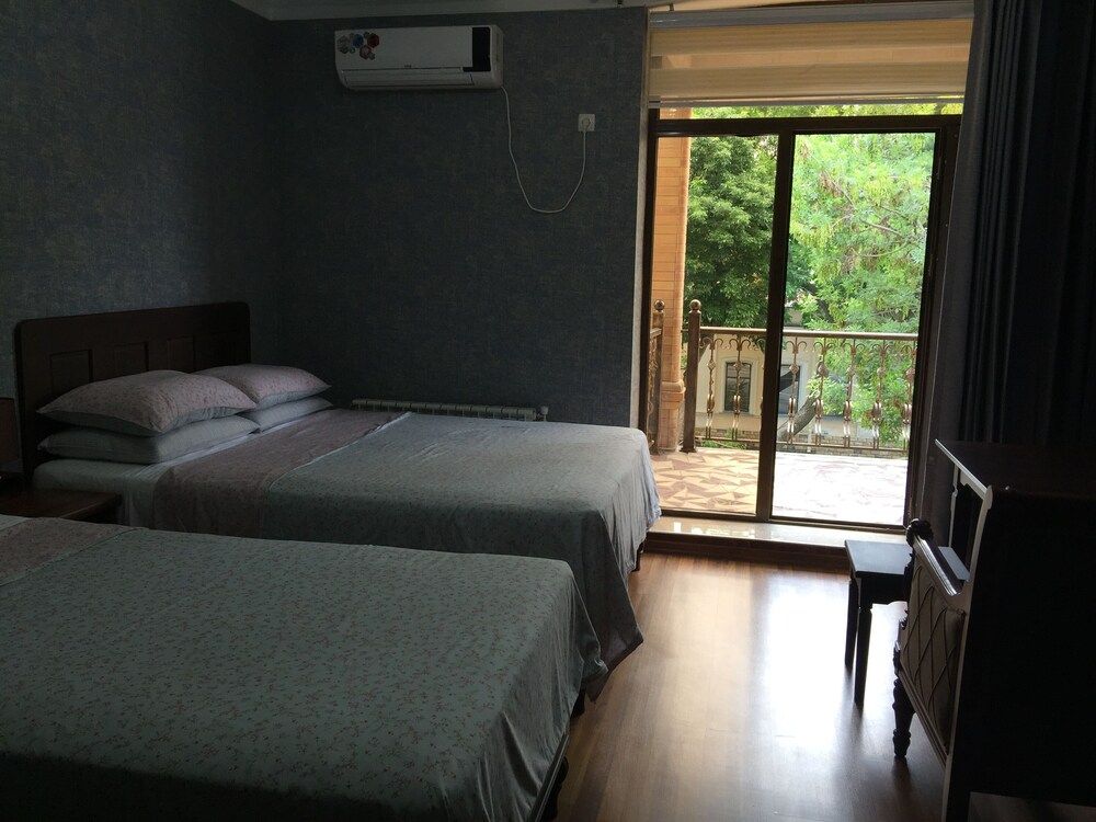 Cinzano Complex Standard Triple Room 3