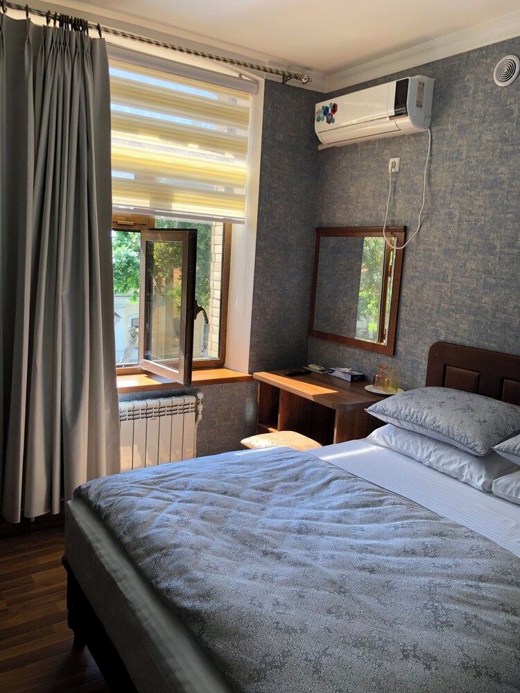 undefined Cinzano Complex 4