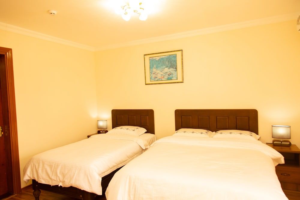 Cinzano Complex Standard Triple Room 2