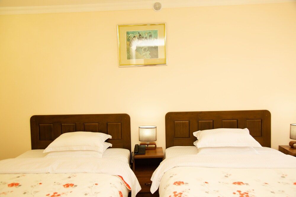 Cinzano Complex Standard Quadruple Room 2