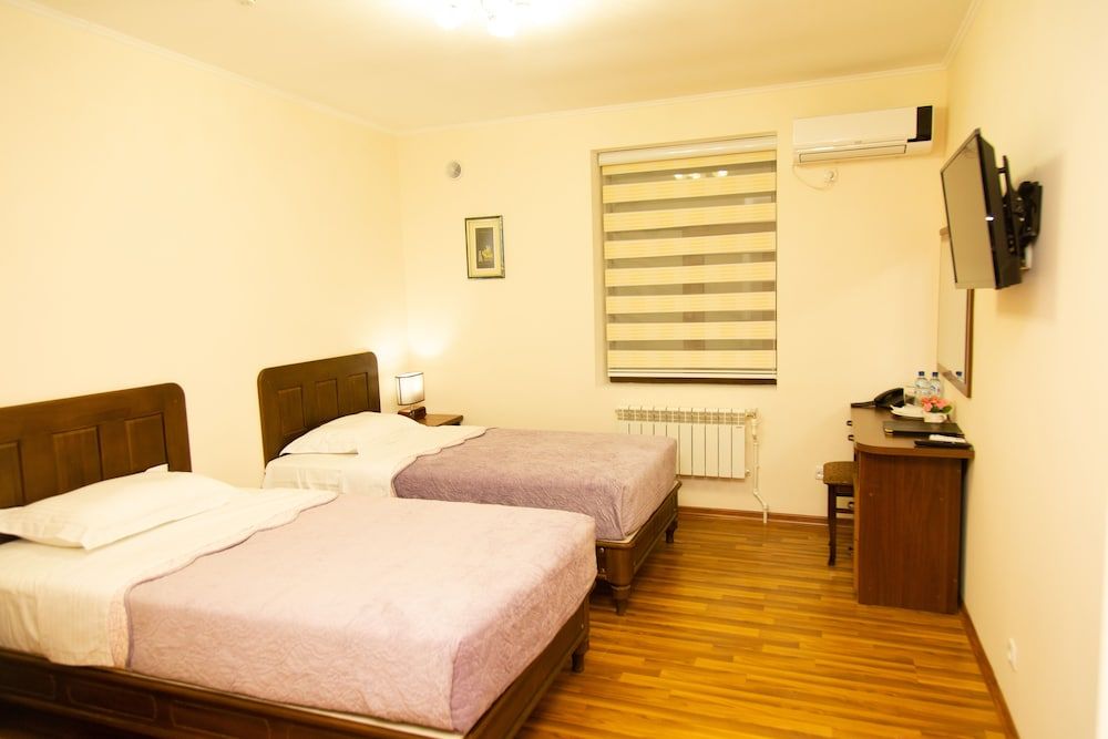 undefined Cinzano Complex 2