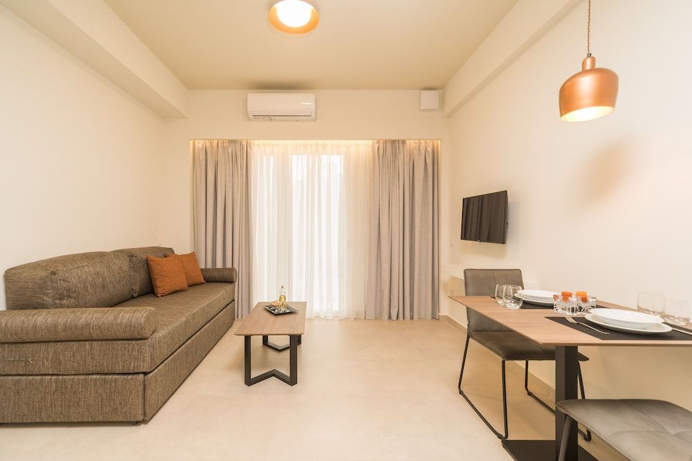 ANTEL Suites & Apartments Premium Suite (4 Beds) 4