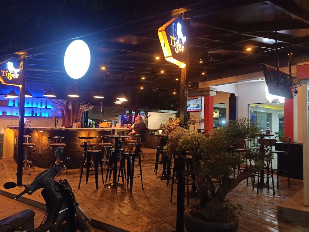 undefined city inn hotel 6