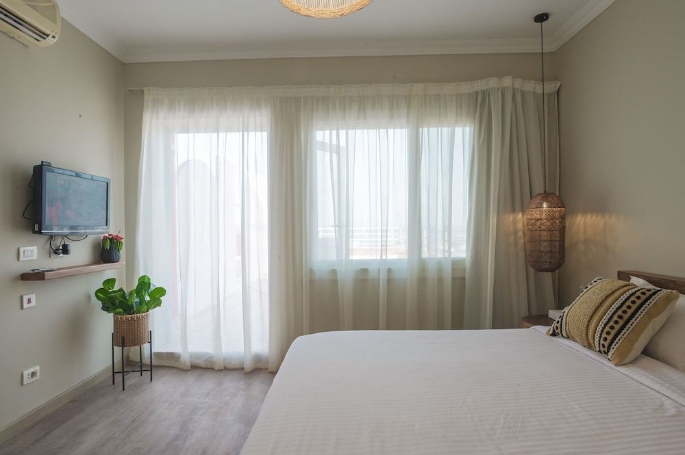 Deluxe Room, Patio, Sea View