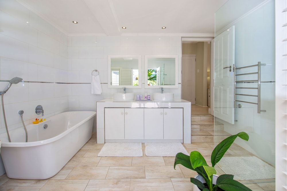 undefined One on Bollard 2