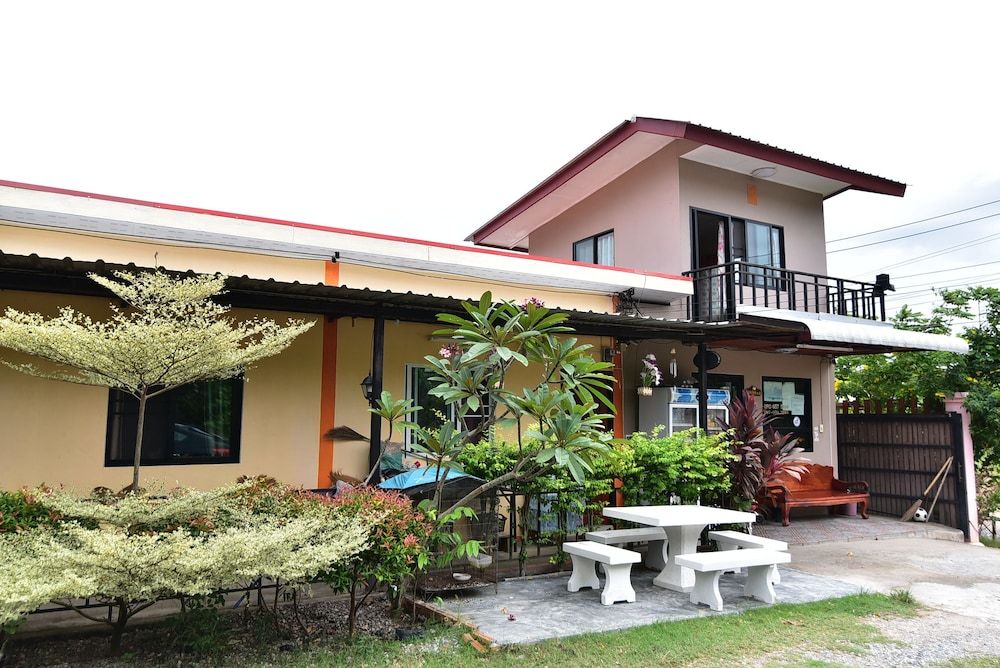 undefined Tippawan Resort 3