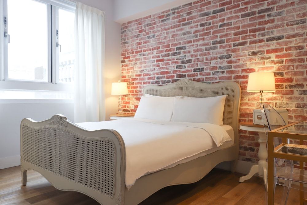 undefined Slow Town Hotel - Reel 3