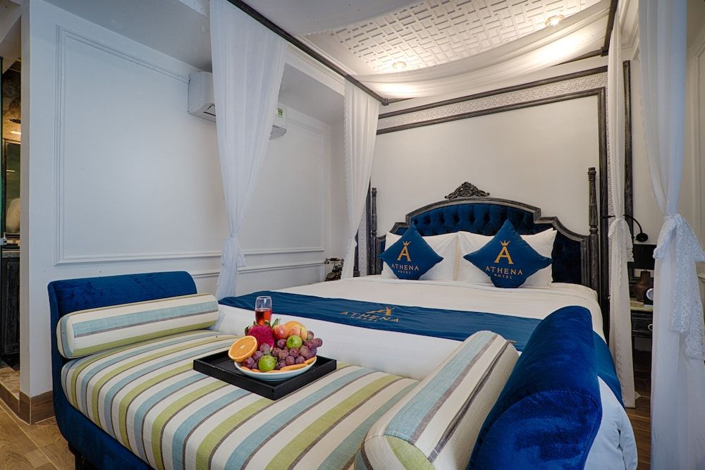 Athena Hotel Deluxe Room 2