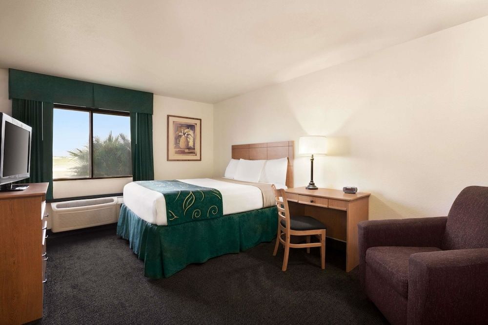 Room, 1 King Bed, Accessible, Non Smoking