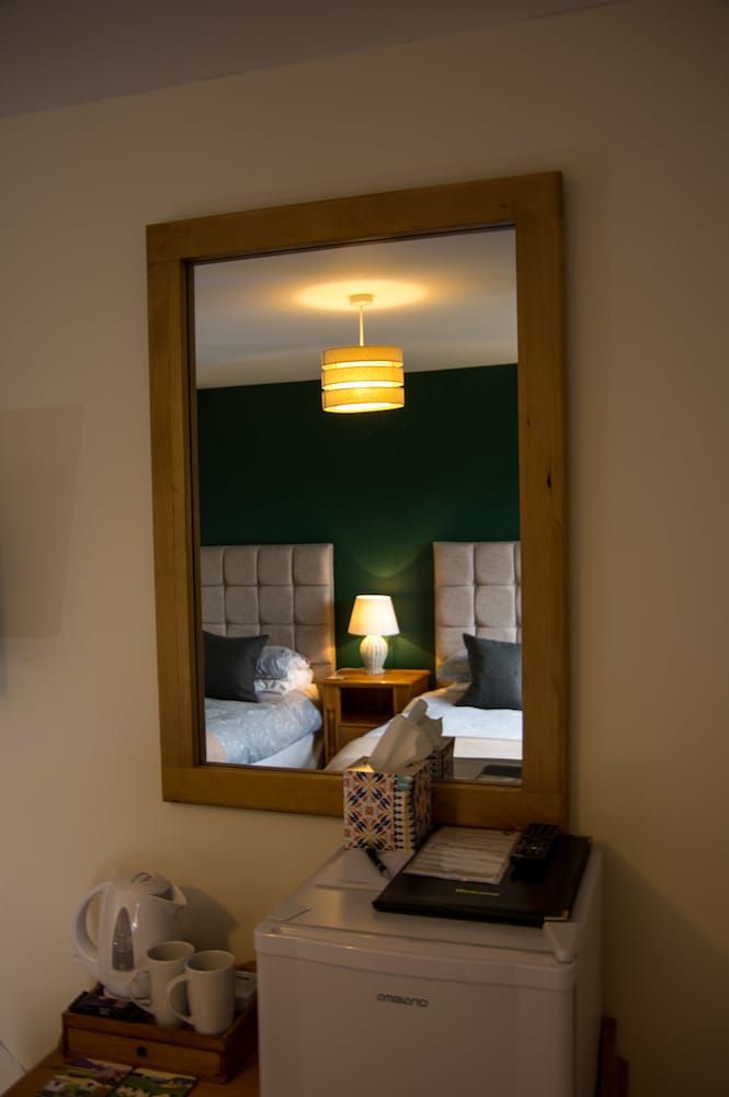 Davar Twin Room, Sea View (Room2) 3