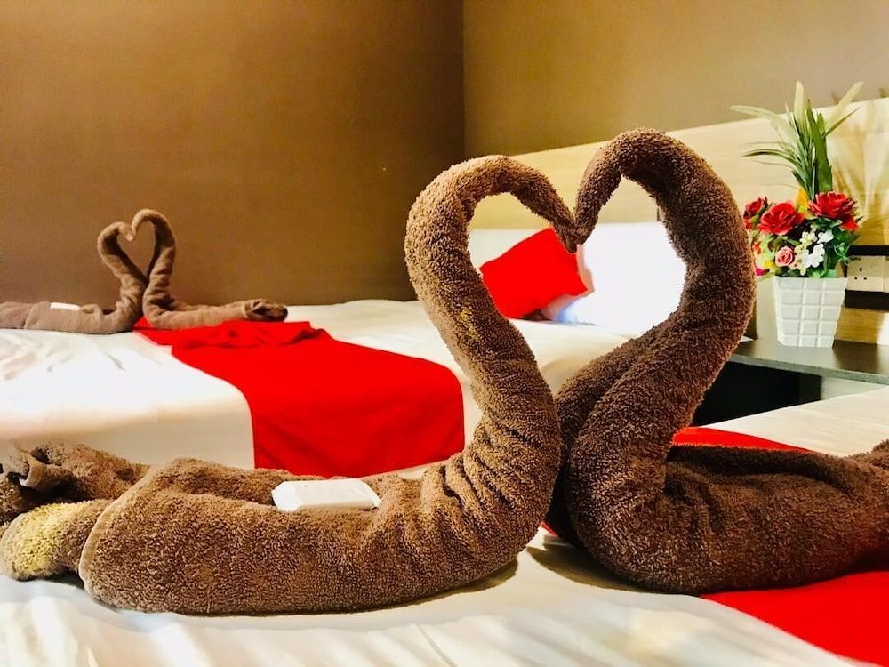 undefined Highway Times Inn 3