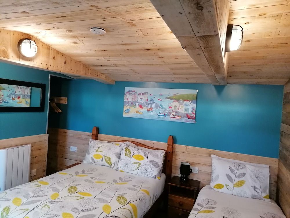 Pensalda Guest House Family Triple Room, Multiple Beds, Garden View, Ground Floor 4