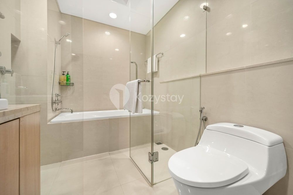 BUNGALOW by Kozystay Apartment, 3 Bedrooms, City View 7