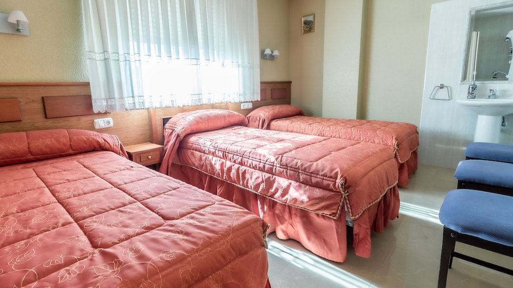 Triple Room, Shared Bathroom