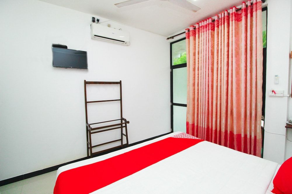 AWON Hotel Deluxe Double Room, 1 Bedroom, Non Smoking, Garden View 3