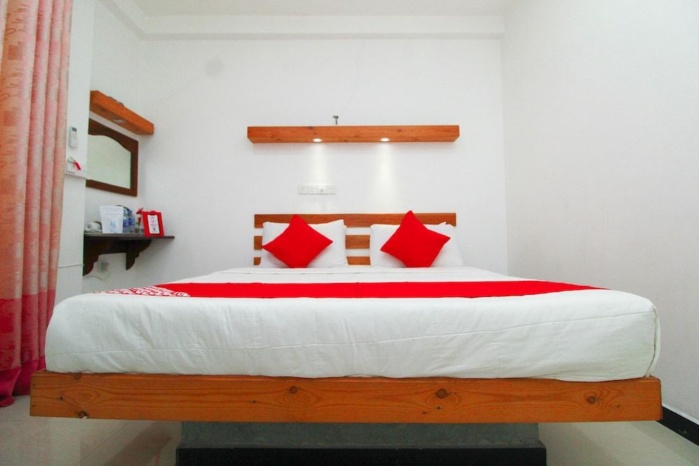 AWON Hotel Deluxe Double Room, 1 Bedroom, Non Smoking, Garden View 2