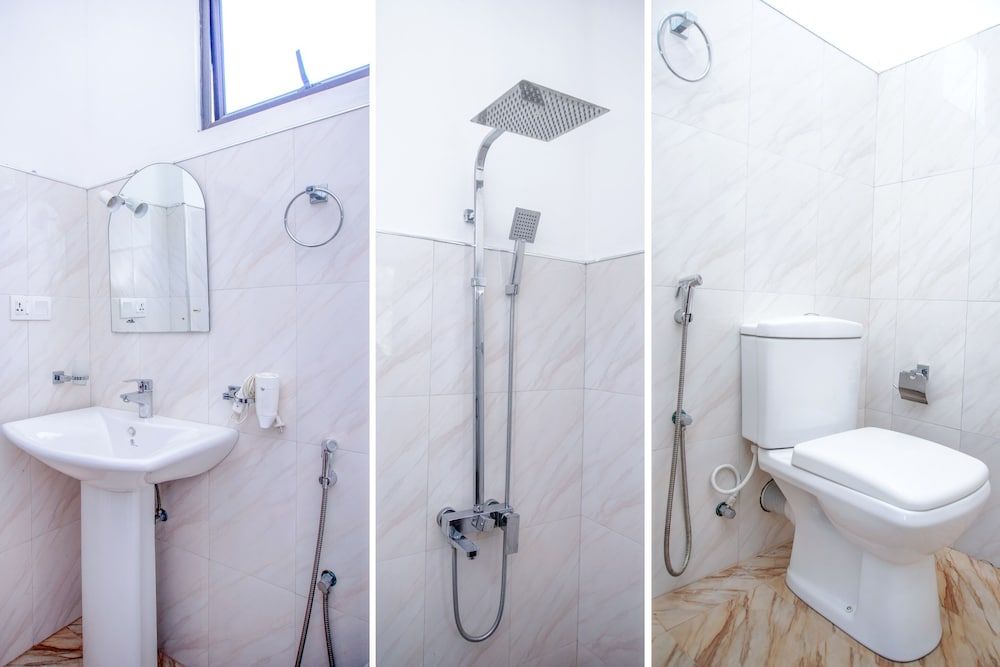 AWON Hotel Standard Quadruple Room 5