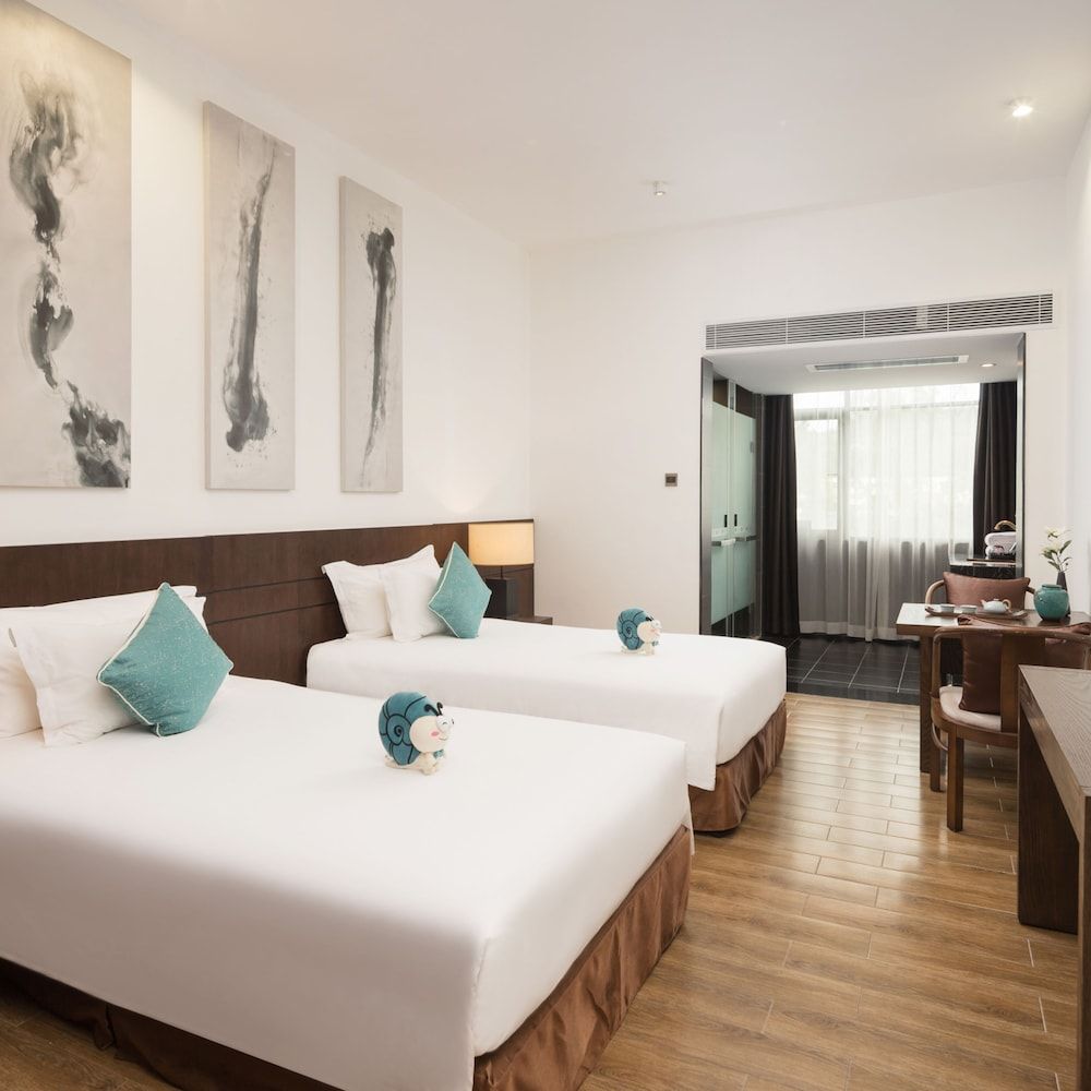 Huali Hotel Premium Twin Room, Non Smoking 2