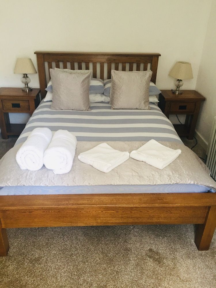 The Wheelhouse Cottage, Private Bathroom