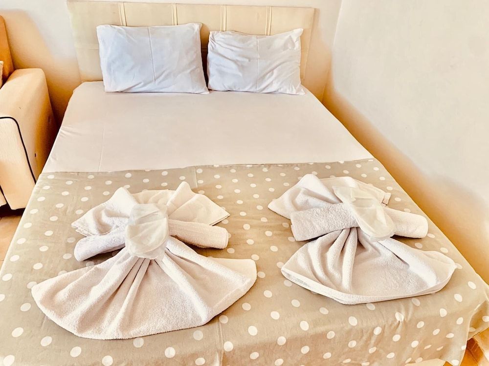 Erikli Sunshine Apart Hotel Family Room 6