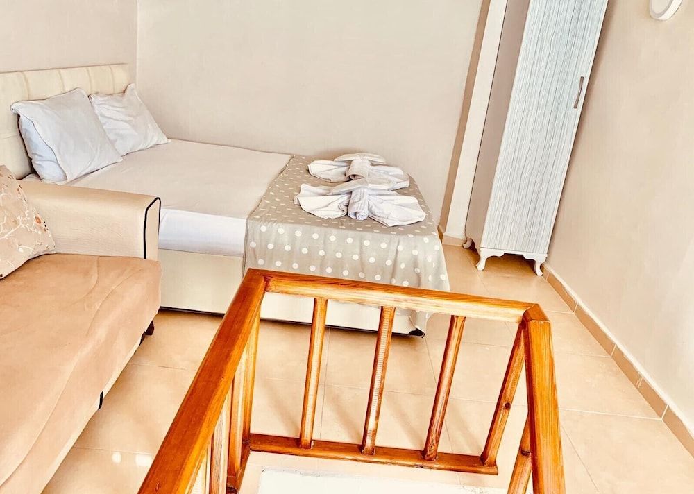 Erikli Sunshine Apart Hotel Family Room 4