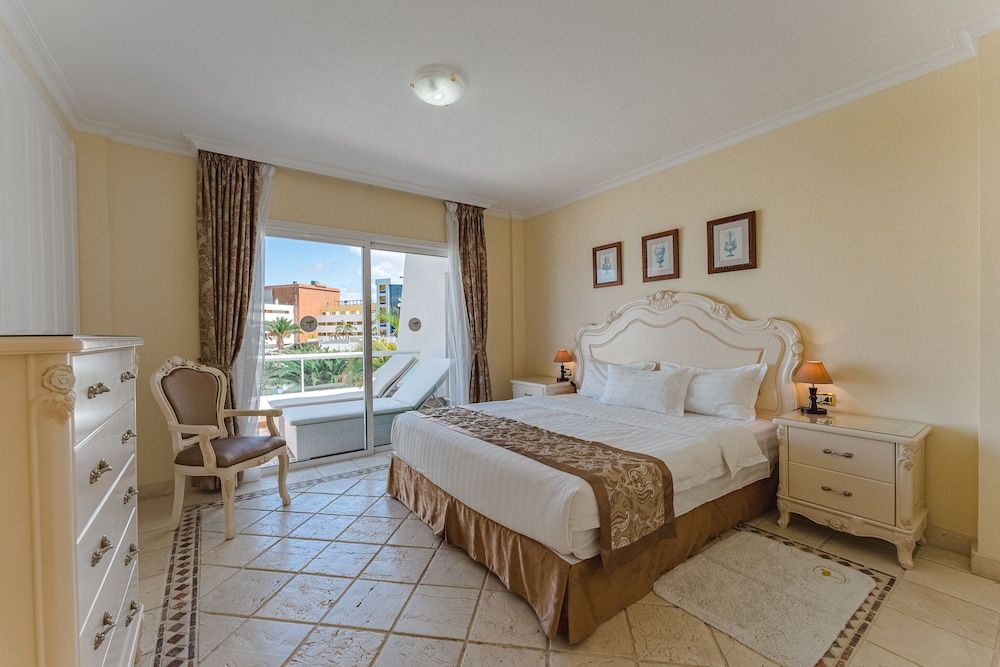 Flamingo Suites Boutique Hotel Standard Suite, 2 Bedrooms 2