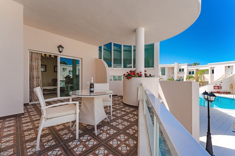 Flamingo Suites Boutique Hotel Standard Suite, 1 Bedroom 5