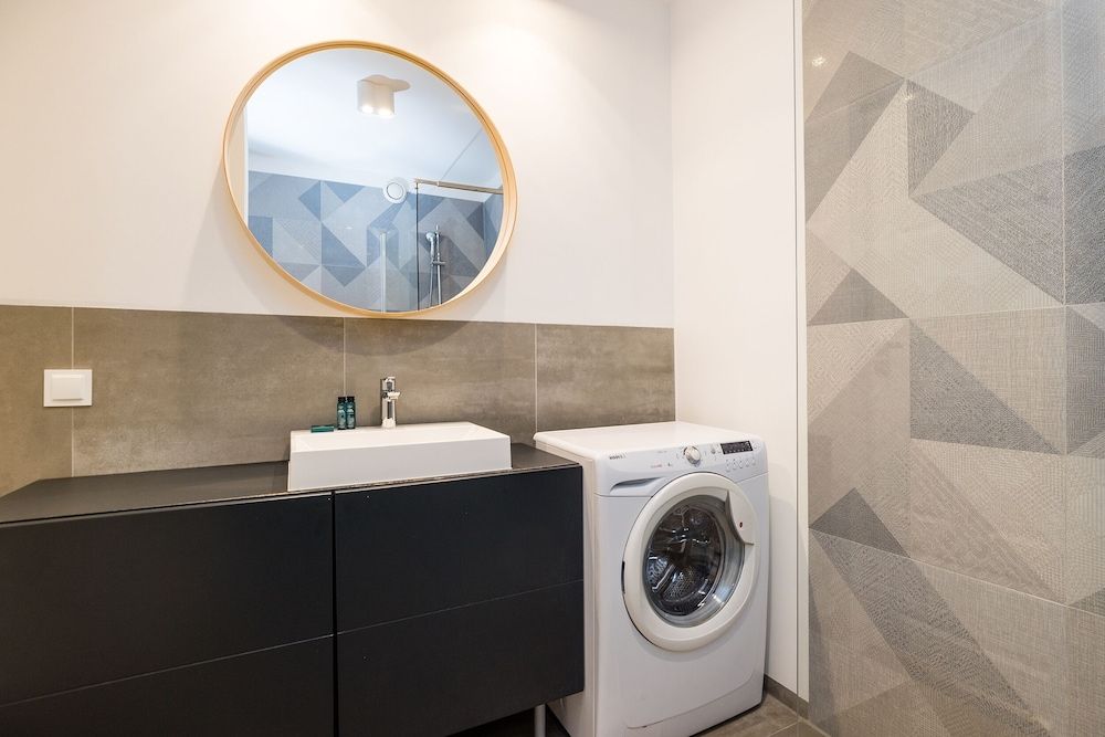 ShortStayPoland Grzybowska B73 Apartment 17