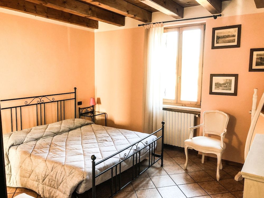 Le Finestre su Borghetto Basic Room, River View 2