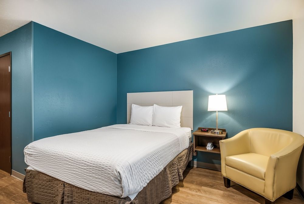 Basic Single Room, 1 Queen Bed, Accessible, Non Smoking