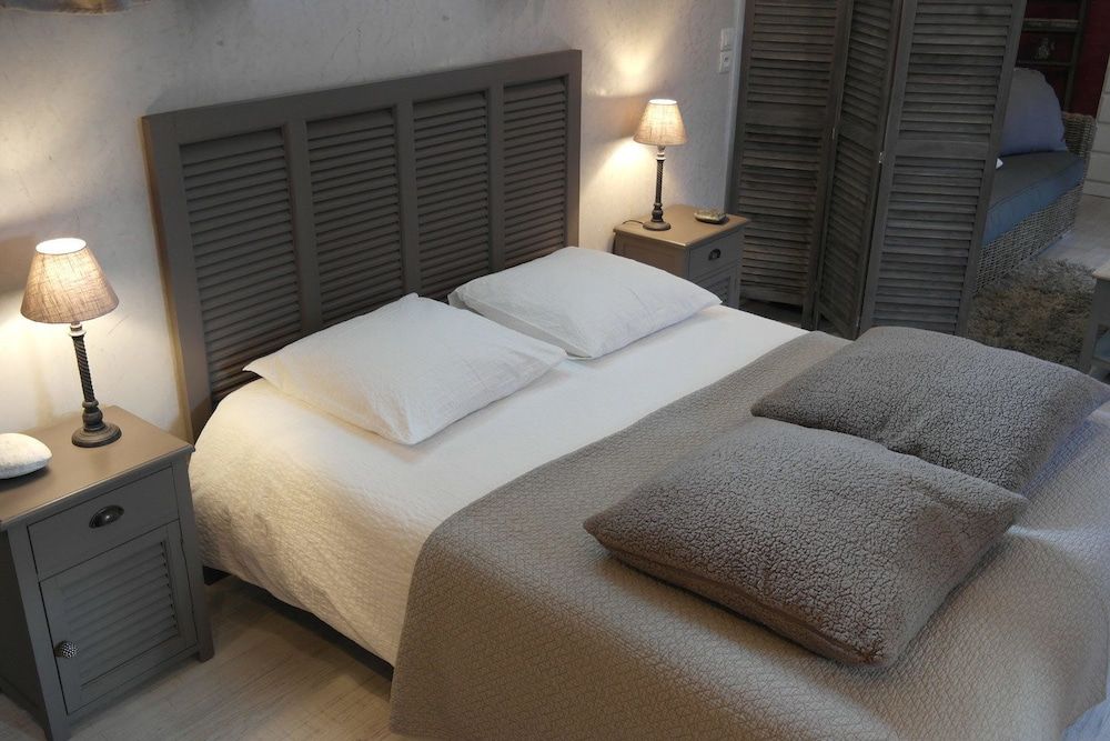 Room (L'Art et la Manière)