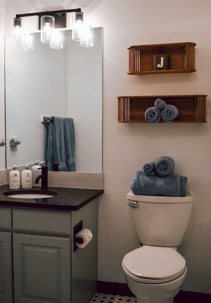 Juniper Mountain House Evergreen Deluxe King (Adults Only) 21