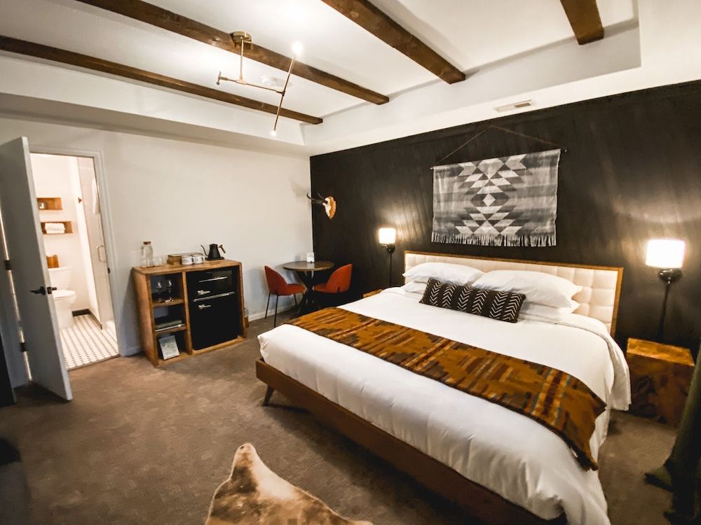 Juniper Mountain House Evergreen Deluxe King (Adults Only) 17