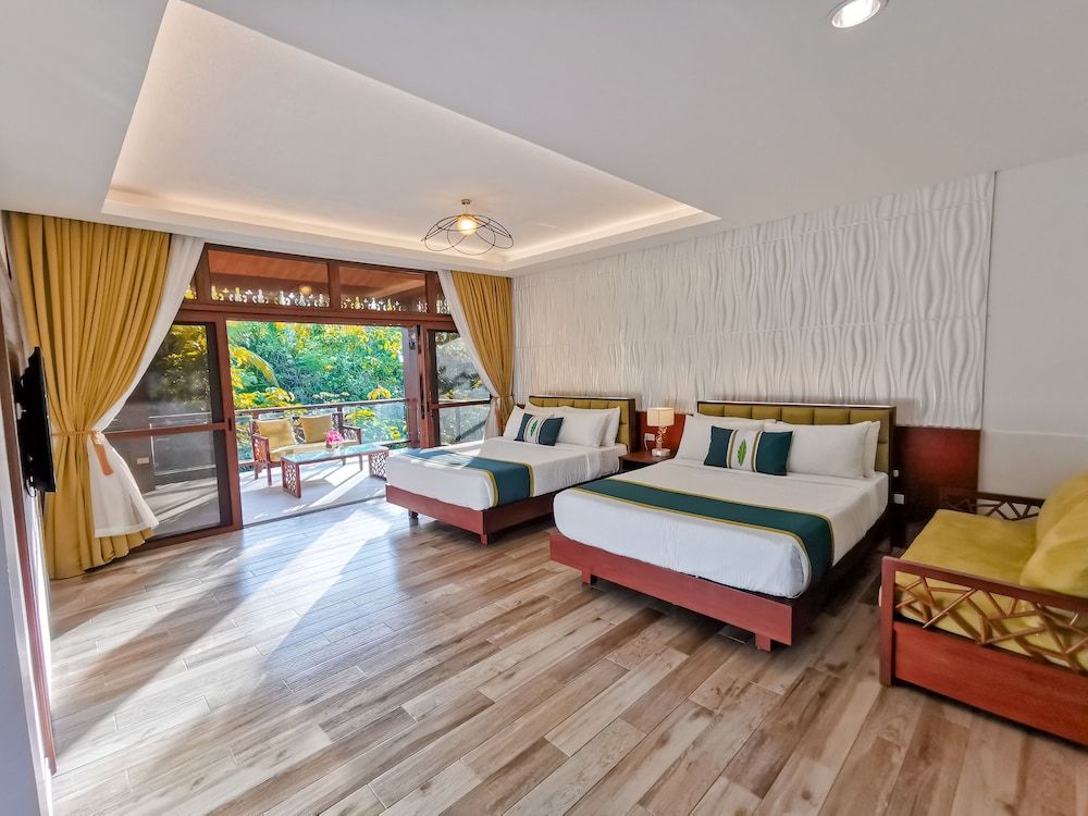 Loboc River Resort Premier Room, Hill View 3