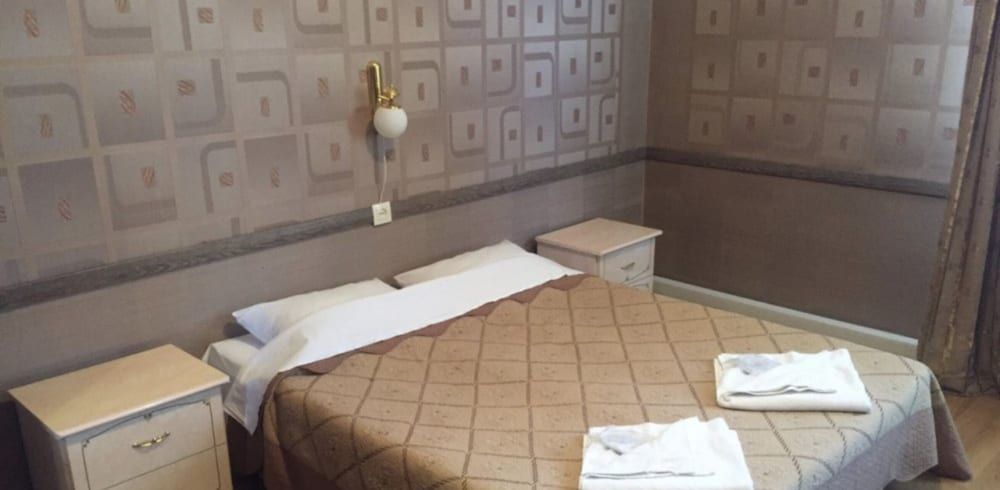 undefined Hotel444 4