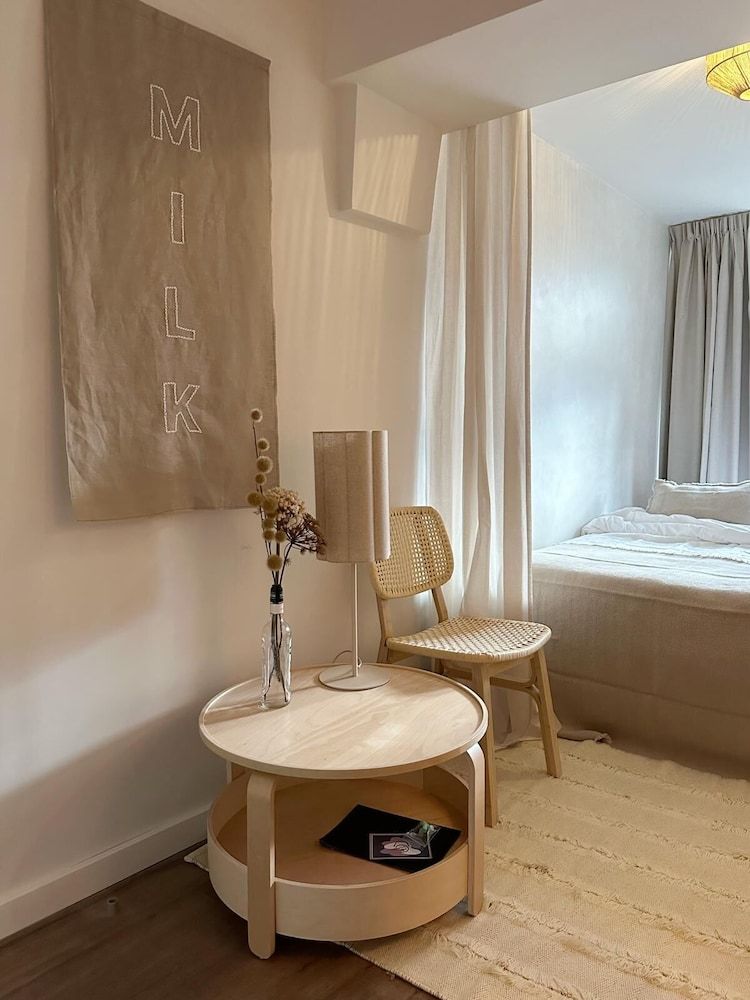 Milk and Cookies City Double Room 5