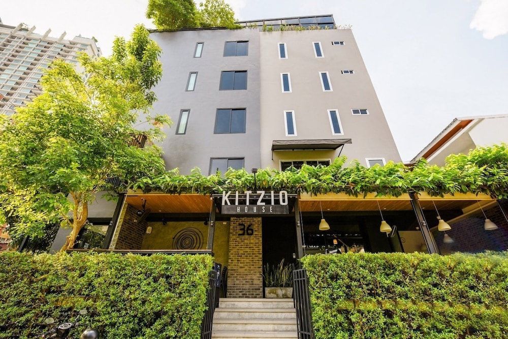 undefined Kitzio House Hotel