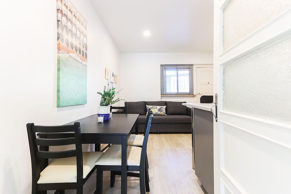 undefined Almirante Balcony By Homing 3