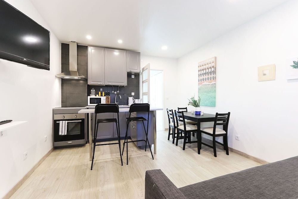 undefined Almirante Balcony By Homing