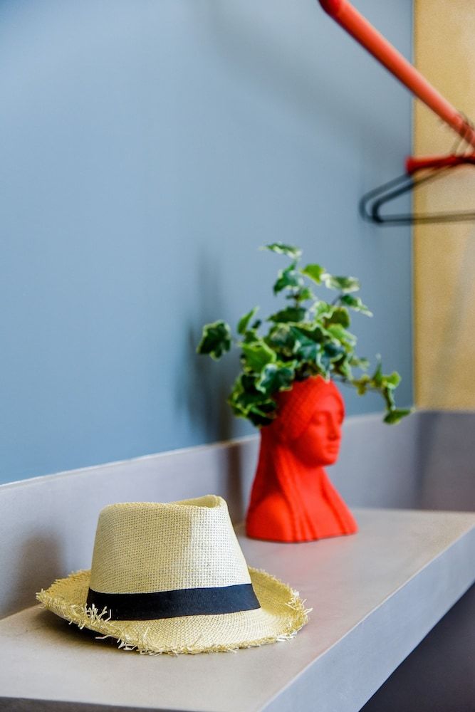 Central 44 Wow Casual Suite Design Suite, 1 King Bed, Non Smoking, City View 12