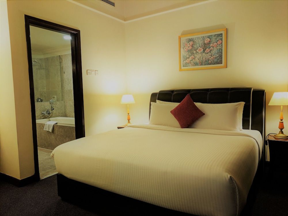 undefined Robbinsons At Times Square KL 6