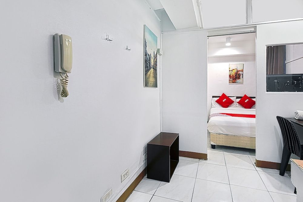 undefined OYO 859 City Stay Inns Pasong Tamo 4