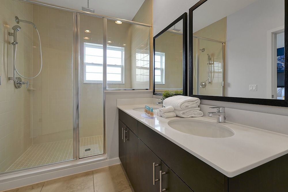 Regal Oaks Resort Vacation Townhomes by IDILIQ Standard Townhome, 2 Bedrooms, Hot Tub 13