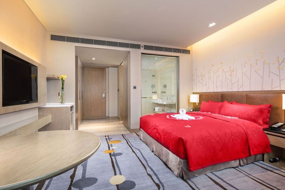 Standard Room, 1 King Bed (High Floor)