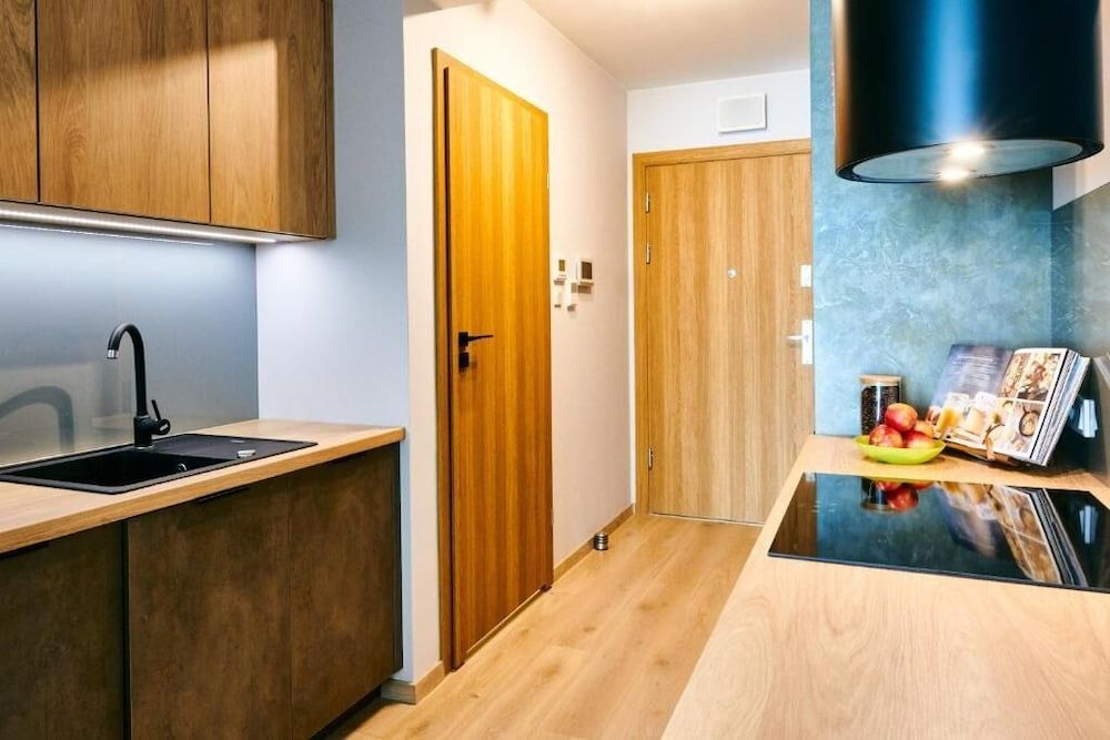 Easy Rent Apartments - DIAMOND Design Studio 6