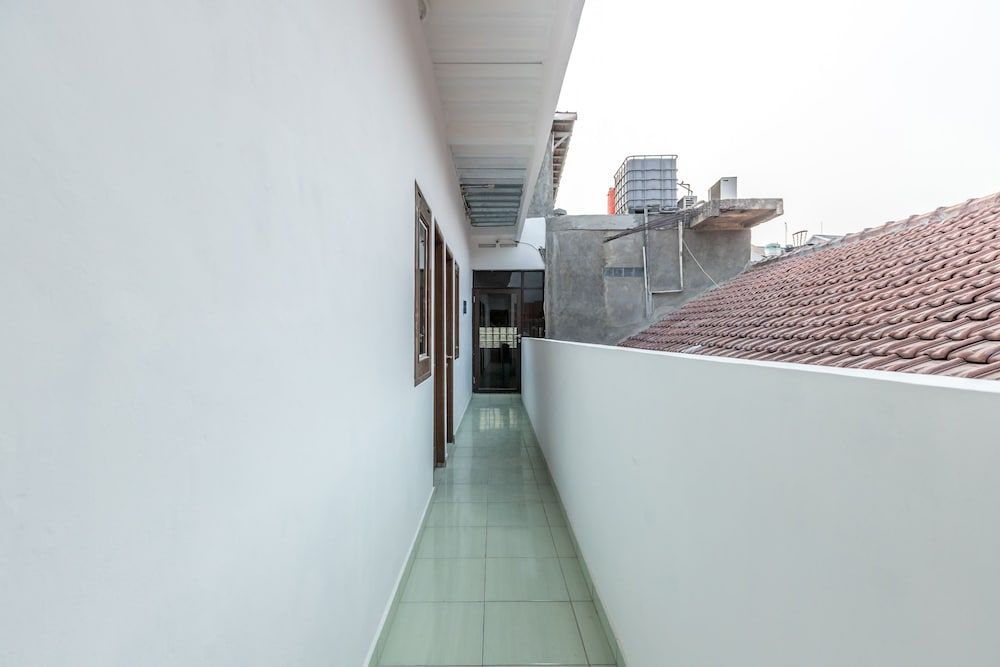 undefined OYO 1082 Kost Arie 1 9